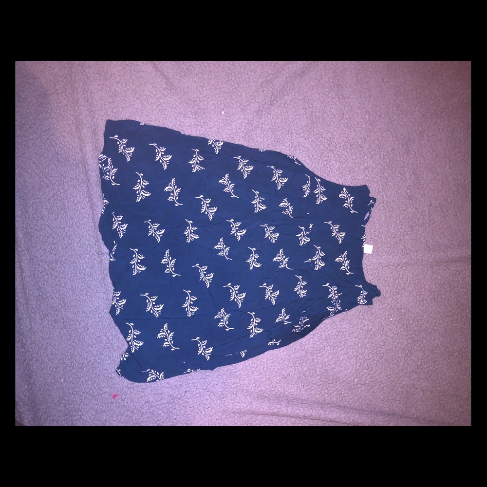 An old navy vine covered shirt